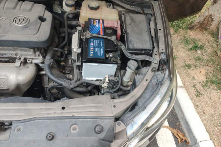 Used Buick GT 2016 15N Automatic Elite Edition Engine Bay Left