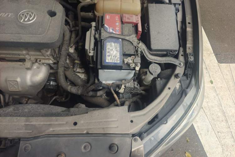Used Buick GT 2016 15N Automatic Elite Edition Engine Bay Left