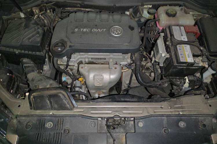 Used Buick GT 2016 15N Manual Elite Edition Engine Bay