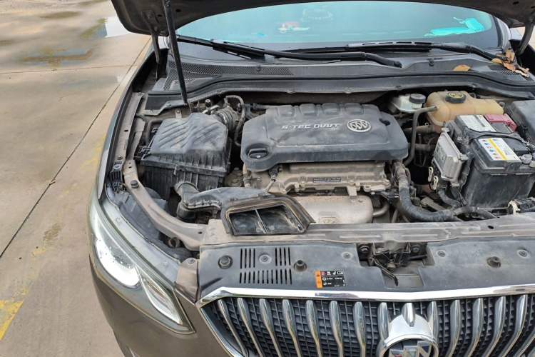 Used Buick GT 2016 15N Manual Luxury Version Engine Bay Right