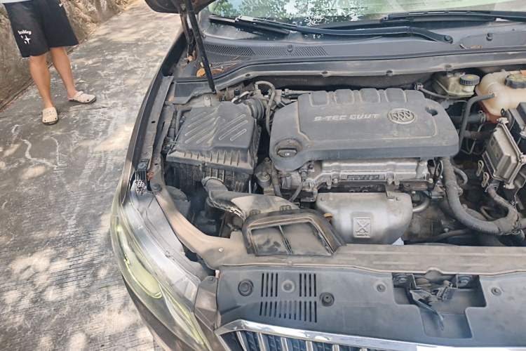 Used Buick GT 2016 15N Automatic Elite Edition Engine Bay Right