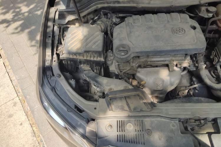 Used Buick GT 2016 15N Automatic Elite Edition Engine Bay Right