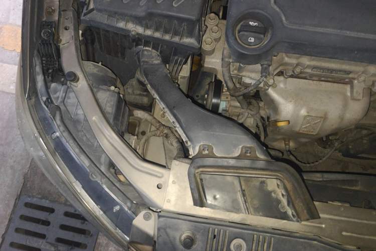 Used Buick GT 2016 15N Automatic Luxury Edition Engine Bay Right