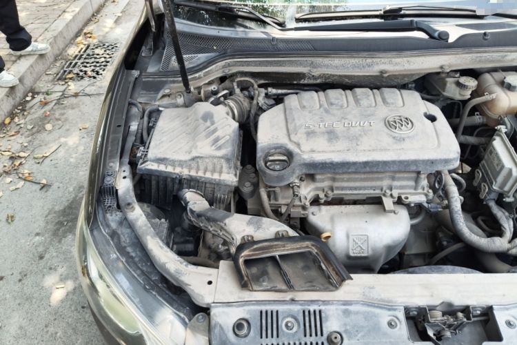 Used Buick GT 2016 15N Automatic Entry-Level Trim Engine Bay Right