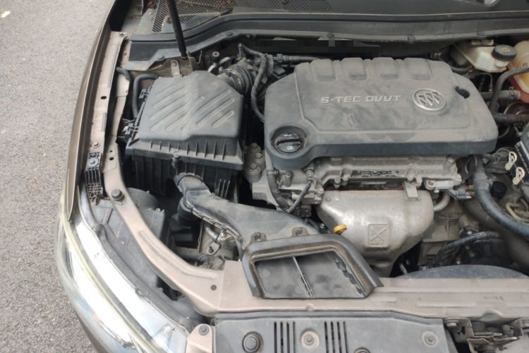 Used Buick GT 2016 15N Automatic Elite Edition Engine Bay Right