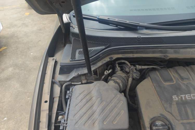 Used Buick GT 2016 15N Automatic Elite Edition Engine Bay Right
