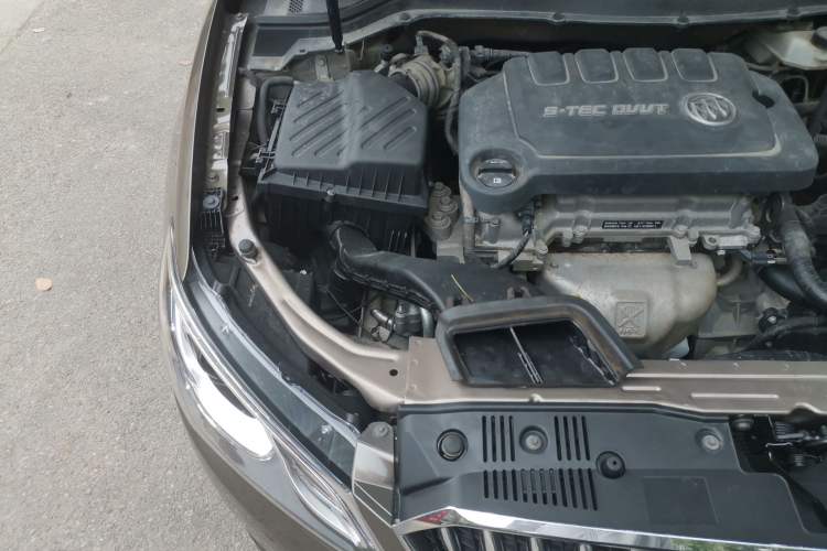 Used Buick GT 2016 15N Automatic Elite Edition Engine Bay Right