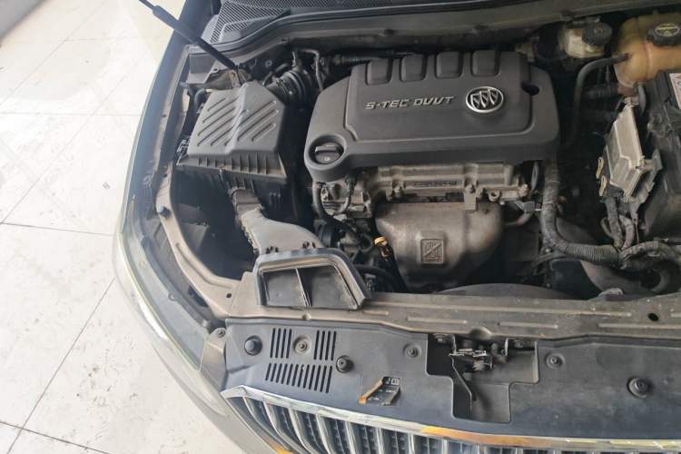 Used Buick GT 2016 15N Automatic Elite Edition Engine Bay Right
