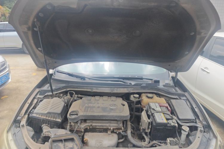 Used Buick GT 2016 15N Automatic Elite Edition Engine Bay