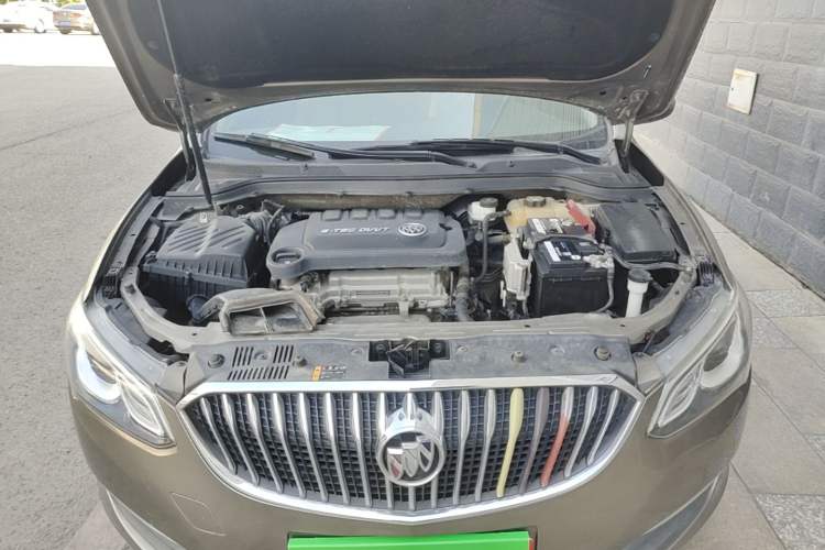 Used Buick GT 2016 15N Manual Entry-Level Trim Engine Bay