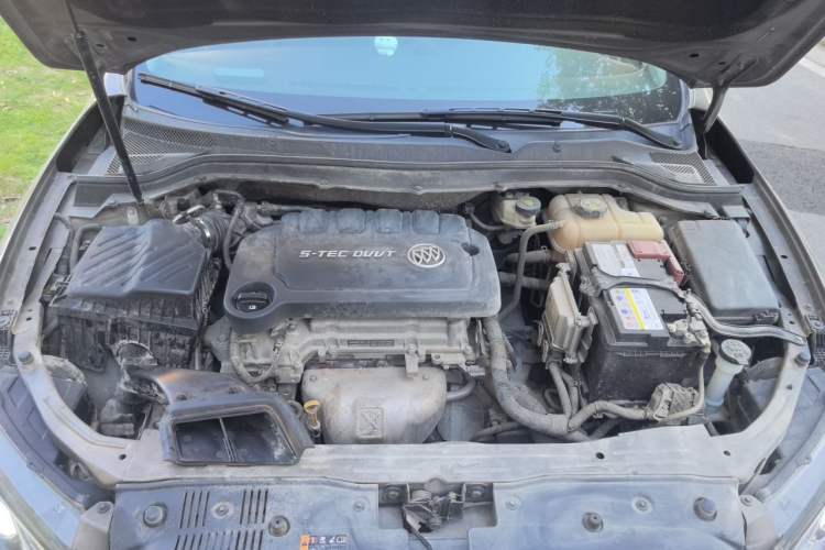 Used Buick GT 2016 15N Automatic Luxury Edition Engine Bay