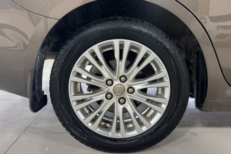 Used Buick GT 2016 15N Automatic Elite Edition Exterior 2