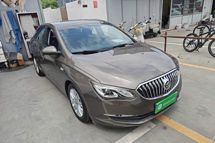 Used Buick GT 2016 15N Automatic Luxury Edition Front Right 45 Deg