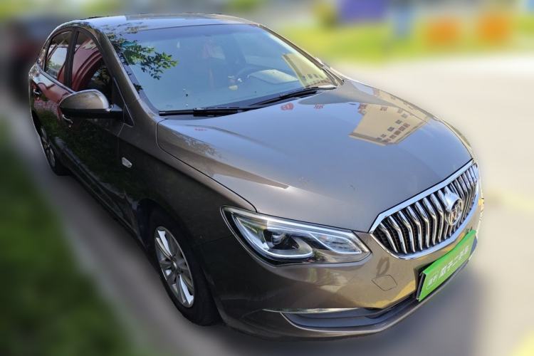 Used Buick GT 2016 15N Automatic Entry-Level Trim Front Right 45 Deg
