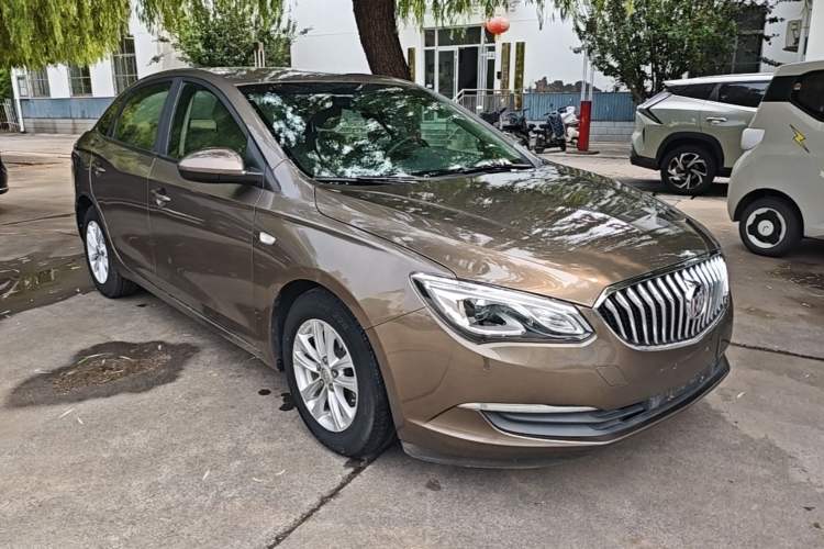 Used Buick GT 2016 15N Automatic Entry-Level Trim Front Right 45 Deg