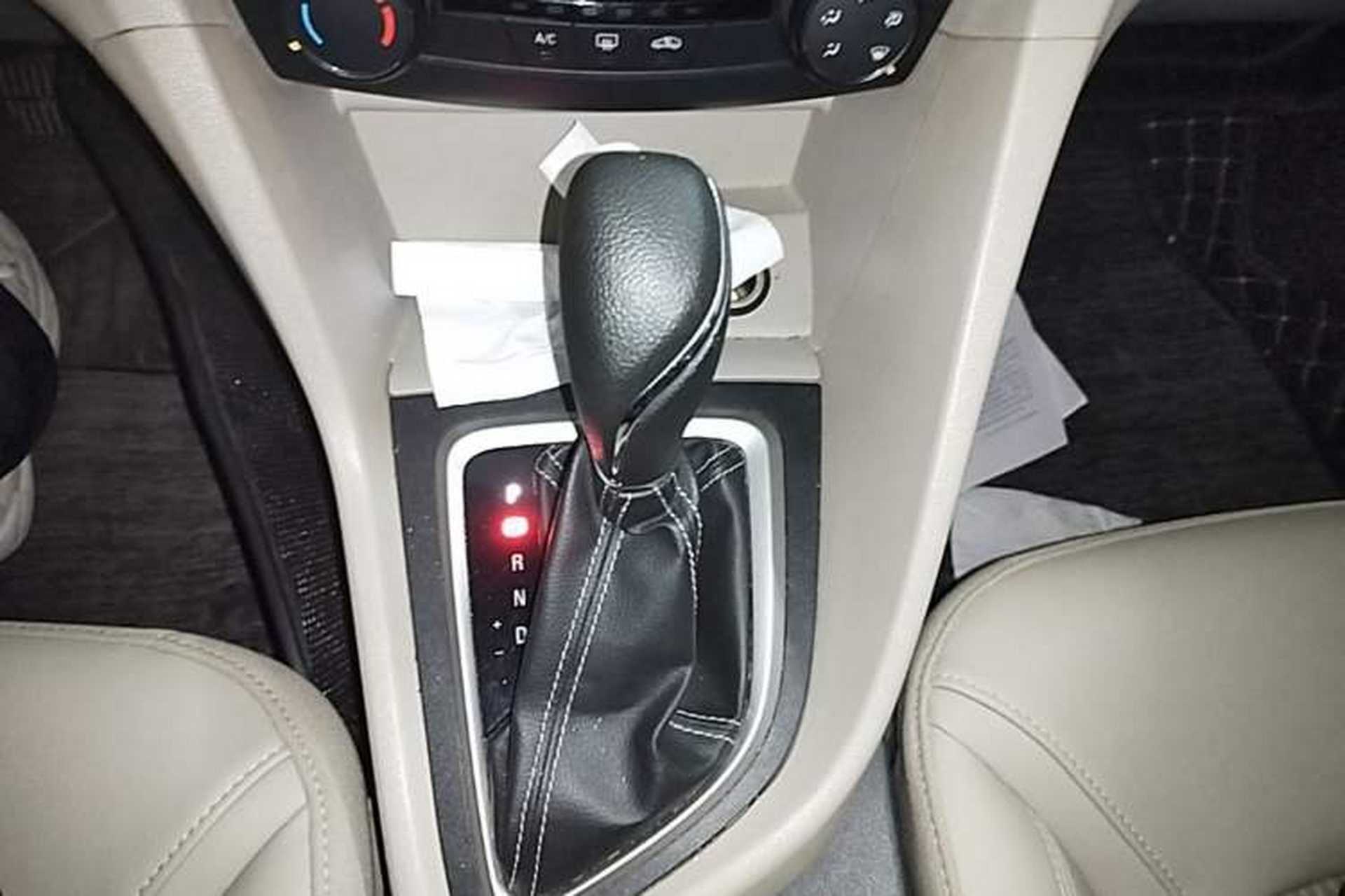 Used Buick GT 2016 15N Automatic Elite Edition Gear Lever