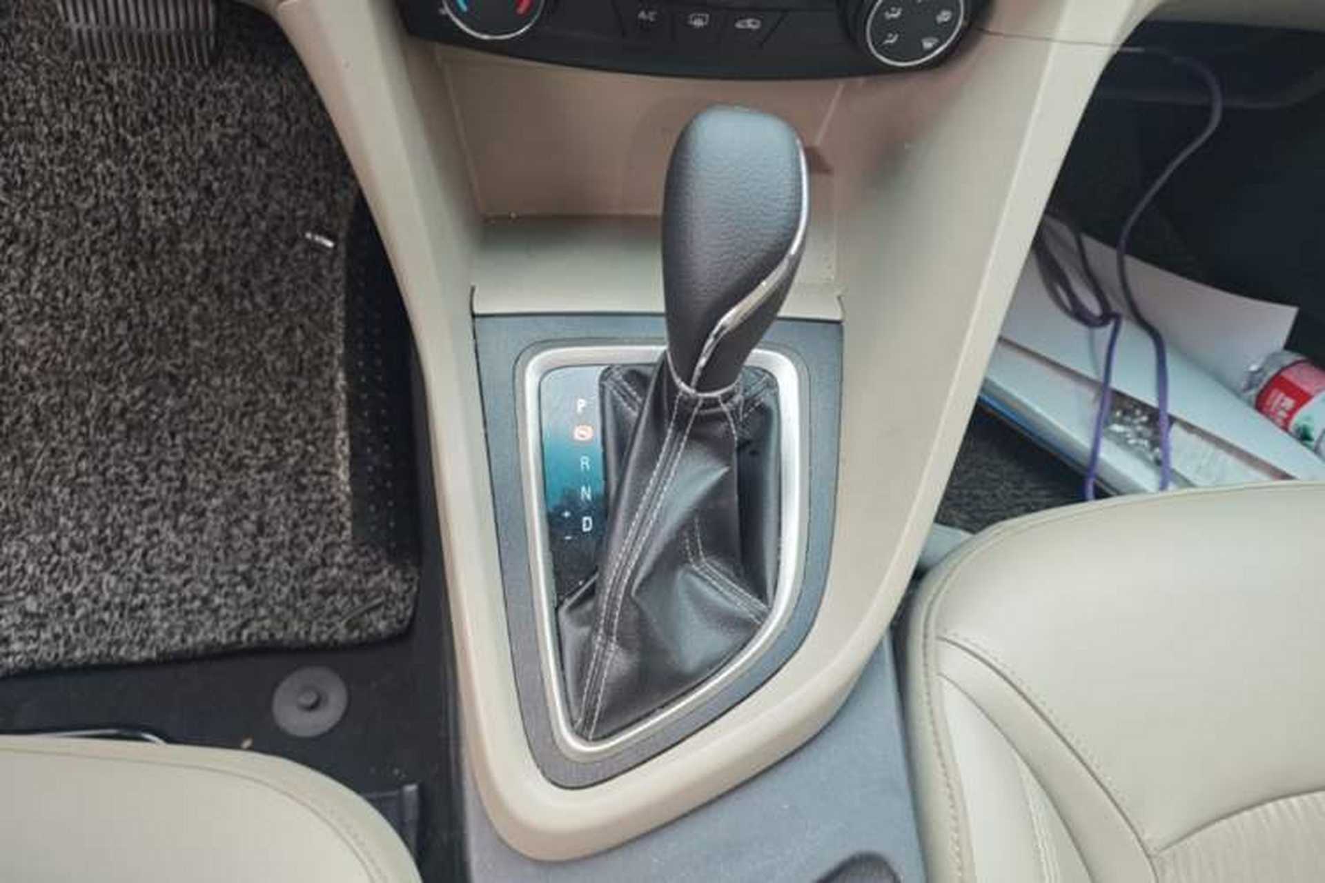 Used Buick GT 2016 15N Automatic Elite Edition Gear Lever