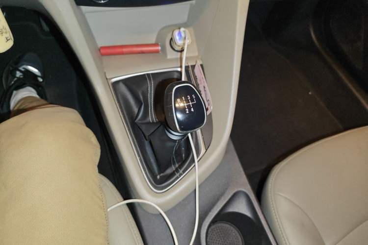 Used Buick GT 2016 15N Manual Elite Edition Gear Lever