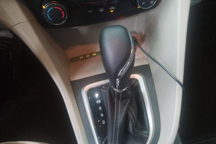 Used Buick GT 2016 15N Automatic Entry-Level Trim Gear Lever