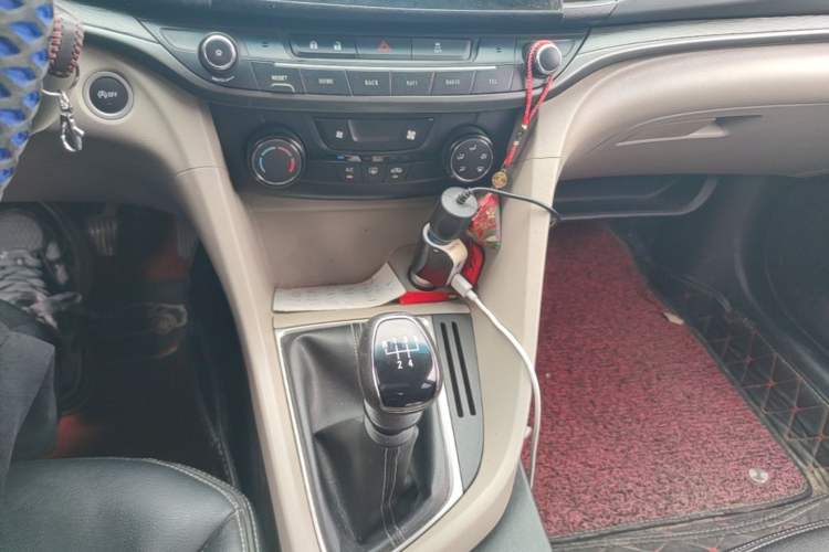 Used Buick GT 2016 15N Manual Elite Edition Gear Lever
