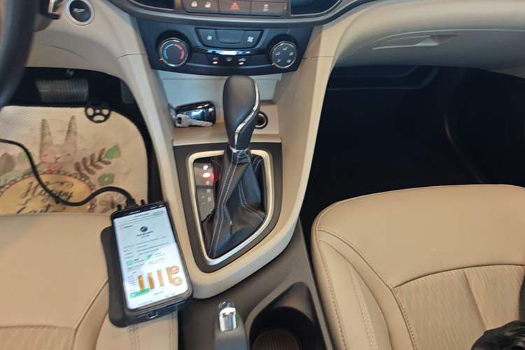 Used Buick GT 2016 15N Automatic Elite Edition Gear Lever