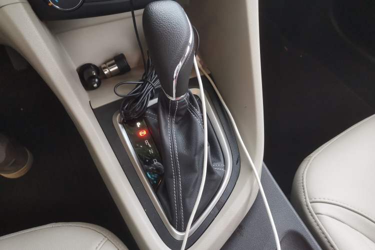 Used Buick GT 2016 15N Automatic Elite Edition Gear Lever