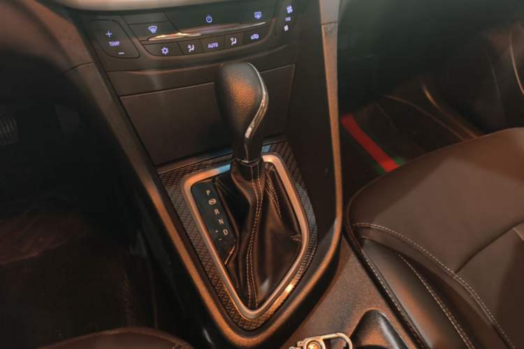 Used Buick GT 2016 15N Automatic Luxury Edition Gear Lever