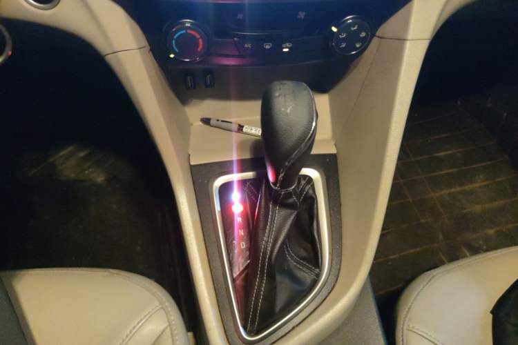 Used Buick GT 2016 15N Automatic Elite Edition Gear Lever