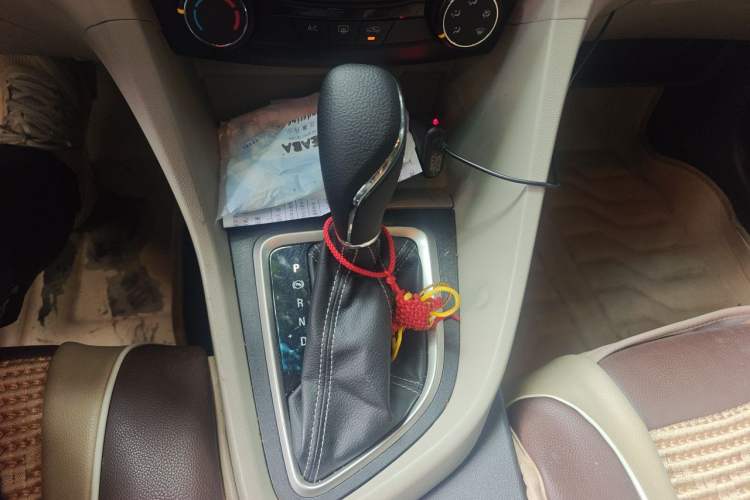 Used Buick GT 2016 15N Automatic Elite Edition Gear Lever