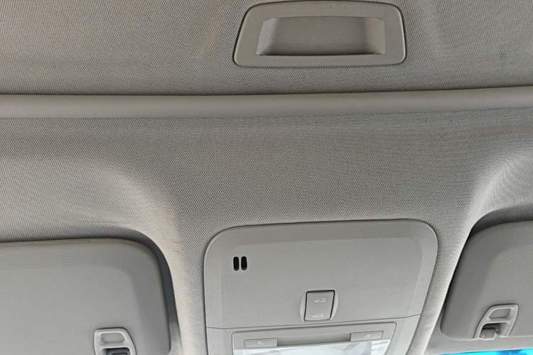 Used Buick GT 2016 15N Automatic Luxury Edition Headliner
