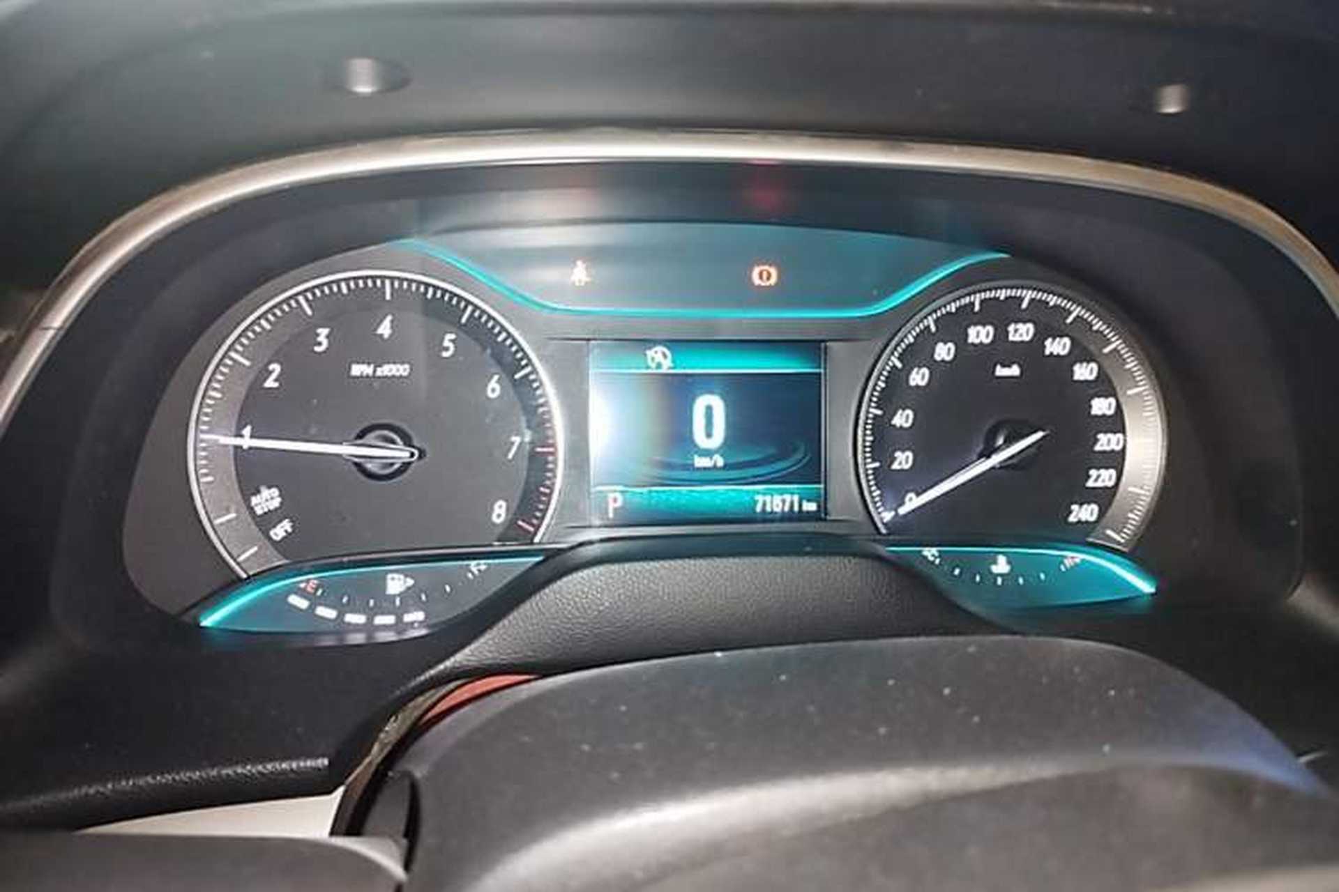 Used Buick GT 2016 15N Automatic Elite Edition Instrument Cluster
