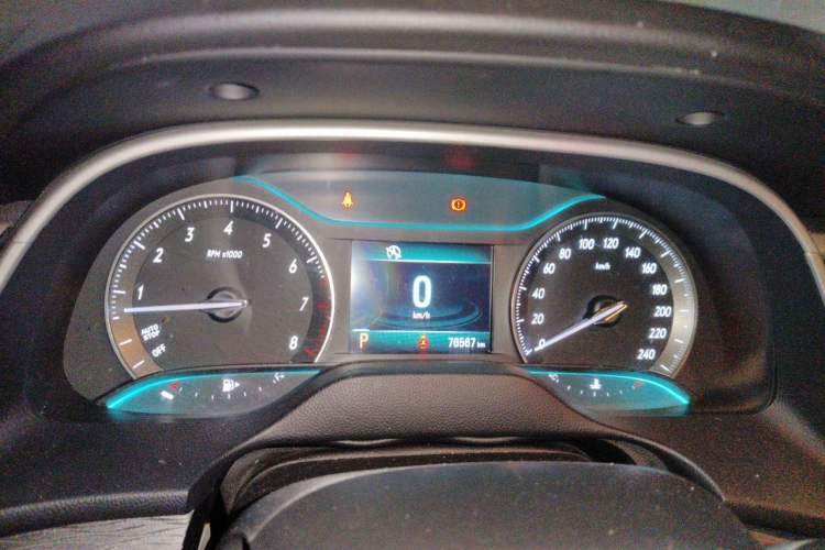 Used Buick GT 2016 15N Automatic Elite Edition Instrument Cluster