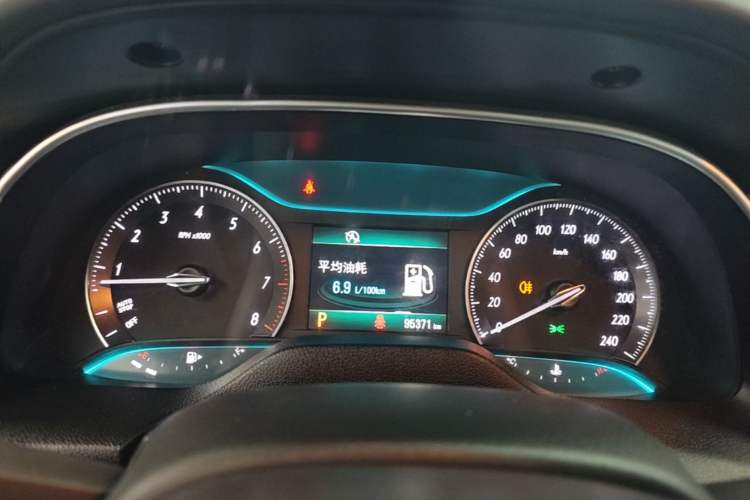 Used Buick GT 2016 15N Automatic Elite Edition Instrument Cluster