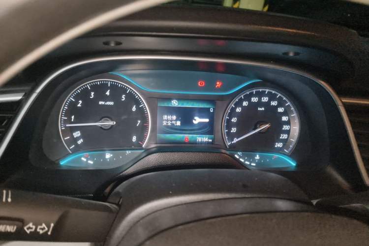 Used Buick GT 2016 15N Manual Elite Edition Instrument Cluster