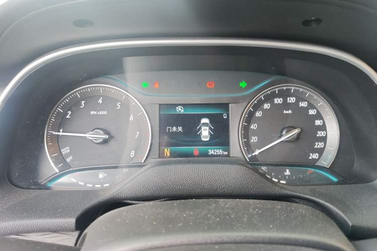 Used Buick GT 2016 15N Automatic Elite Edition Instrument Cluster