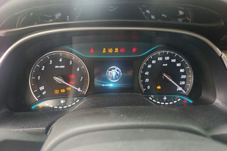 Used Buick GT 2016 15N Automatic Elite Edition Instrument Cluster