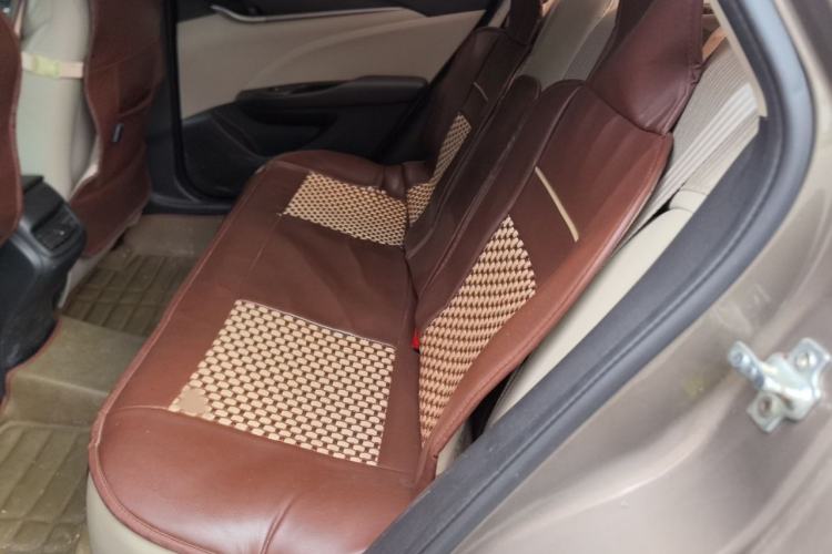 Used Buick GT 2016 18T Dual-Clutch Elite Model Interior 4