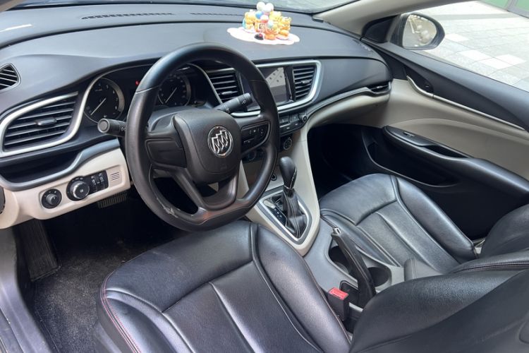 Used Buick GT 2016 15N Automatic Entry-Level Trim Interior 8