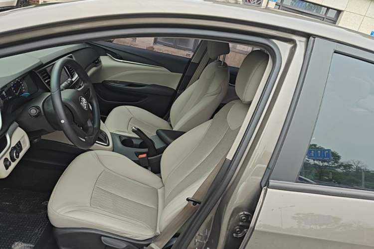 Used Buick GT 2016 15N Automatic Elite Edition Left Front Seat