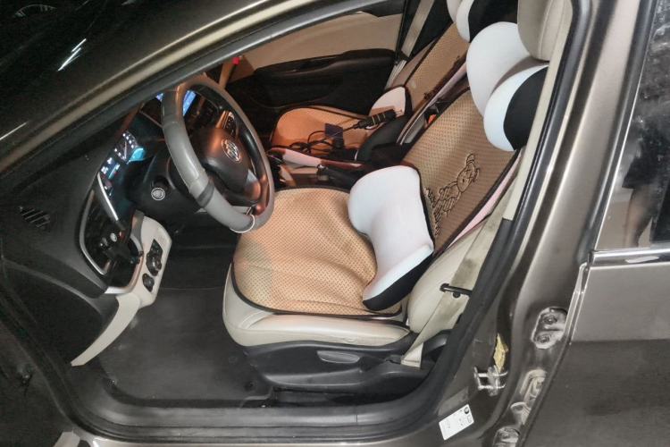 Used Buick GT 2016 15N Manual Elite Edition Left Front Seat