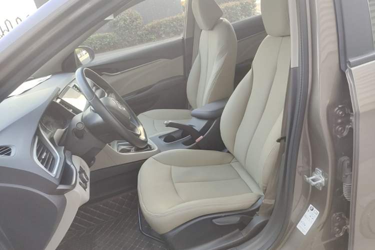 Used Buick GT 2016 15N Manual Entry-Level Trim Left Front Seat