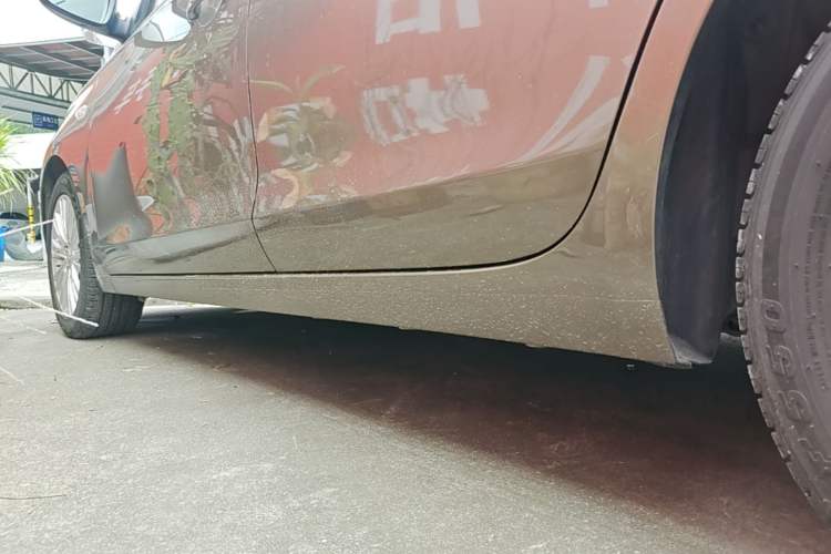 Used Buick GT 2016 15N Manual Elite Edition Left Side Sill