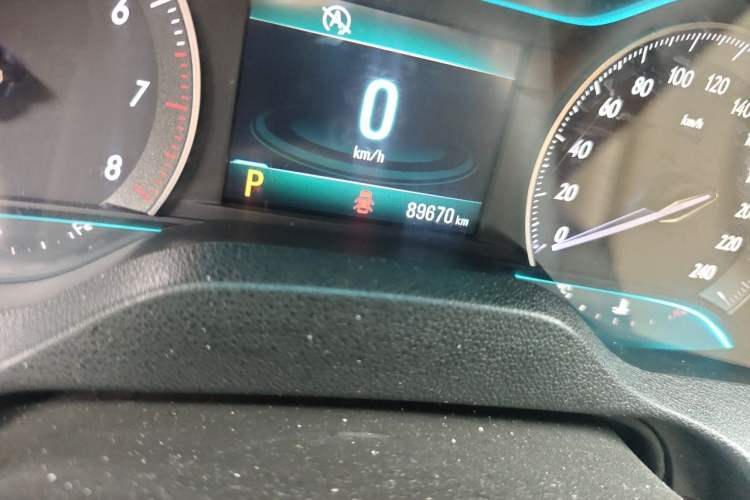 Used Buick GT 2016 15N Automatic Elite Edition Odometer Close Up