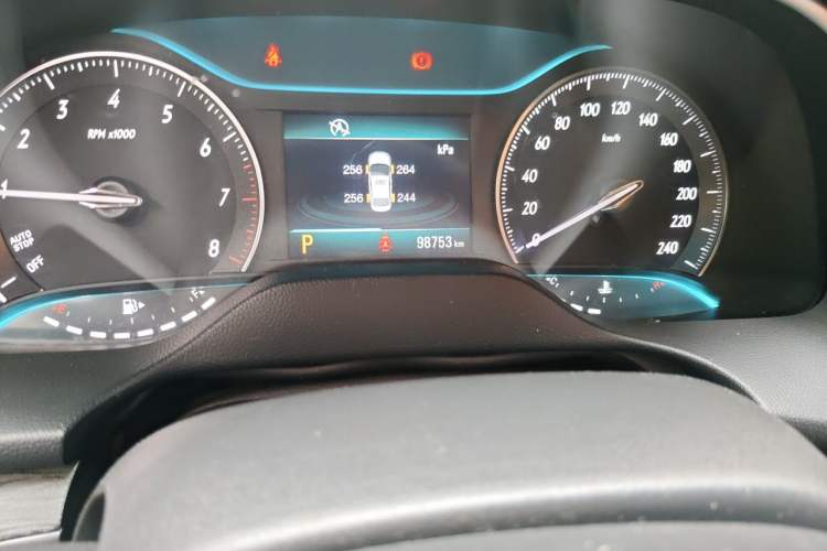 Used Buick GT 2016 15N Automatic Elite Edition Odometer Close Up