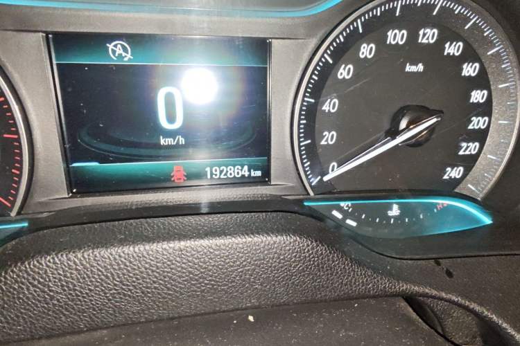 Used Buick GT 2016 15N Manual Elite Edition Odometer Close Up