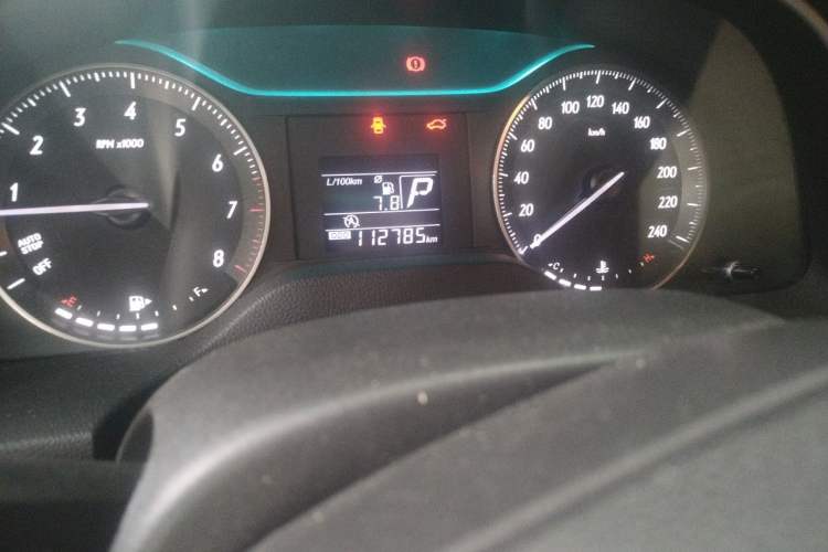 Used Buick GT 2016 15N Automatic Entry-Level Trim Odometer Close Up