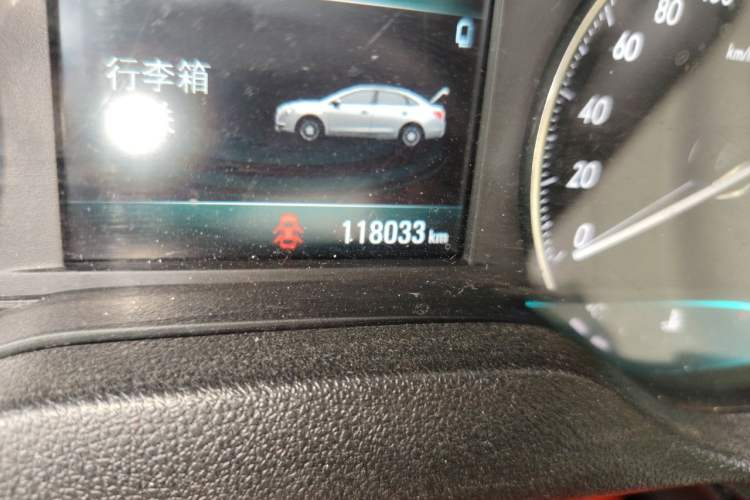 Used Buick GT 2016 15N Manual Elite Edition Odometer Close Up