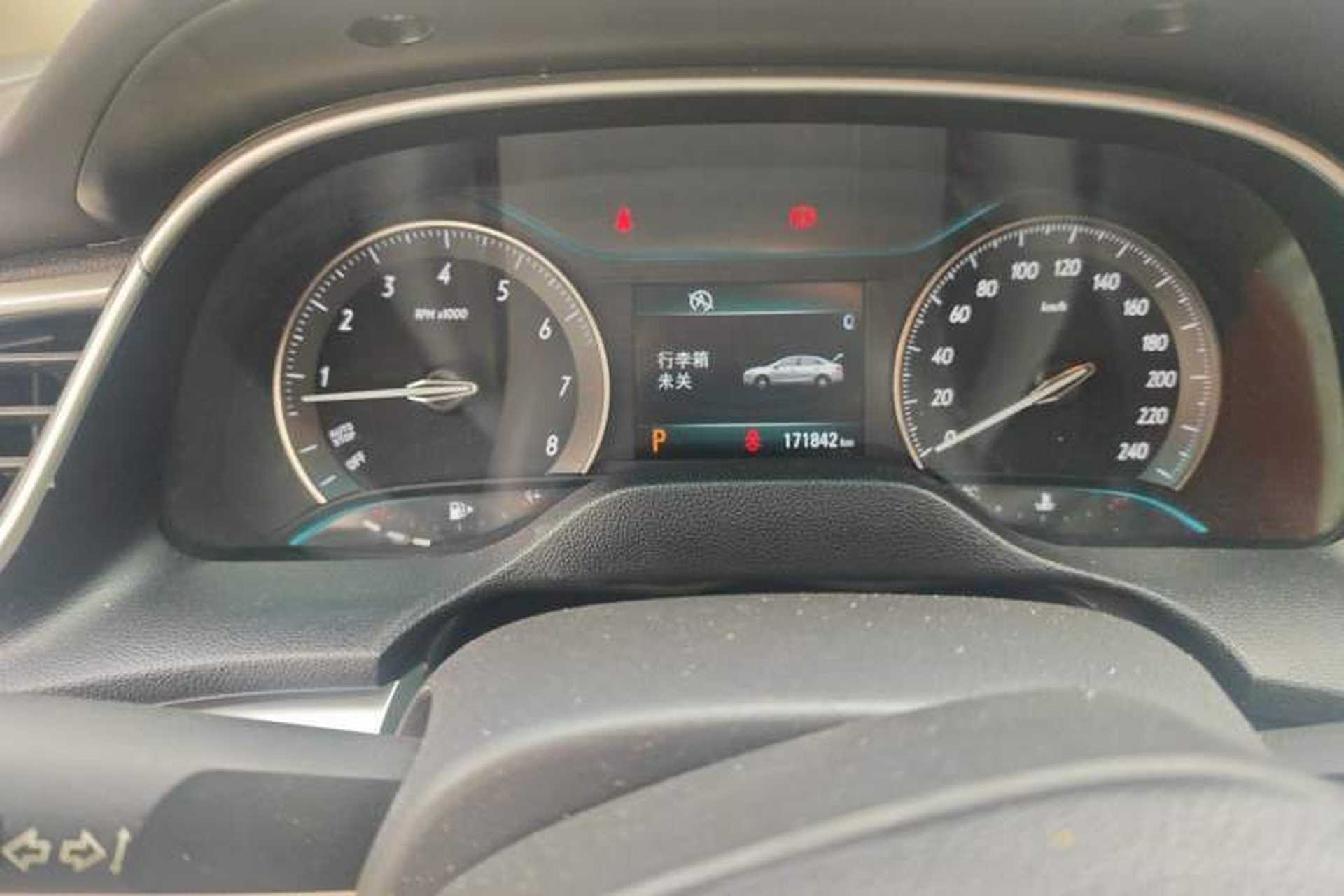 Used Buick GT 2016 15N Automatic Elite Edition Odometer Close Up