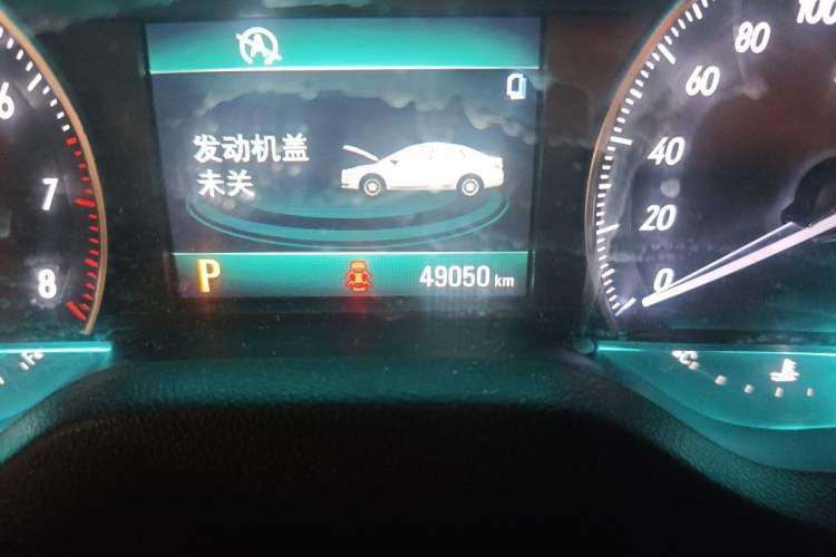 Used Buick GT 2016 15N Automatic Elite Edition Odometer Close Up