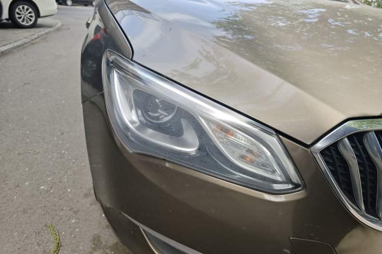 Used Buick GT 2016 15N Manual Elite Edition Right Front Headlight